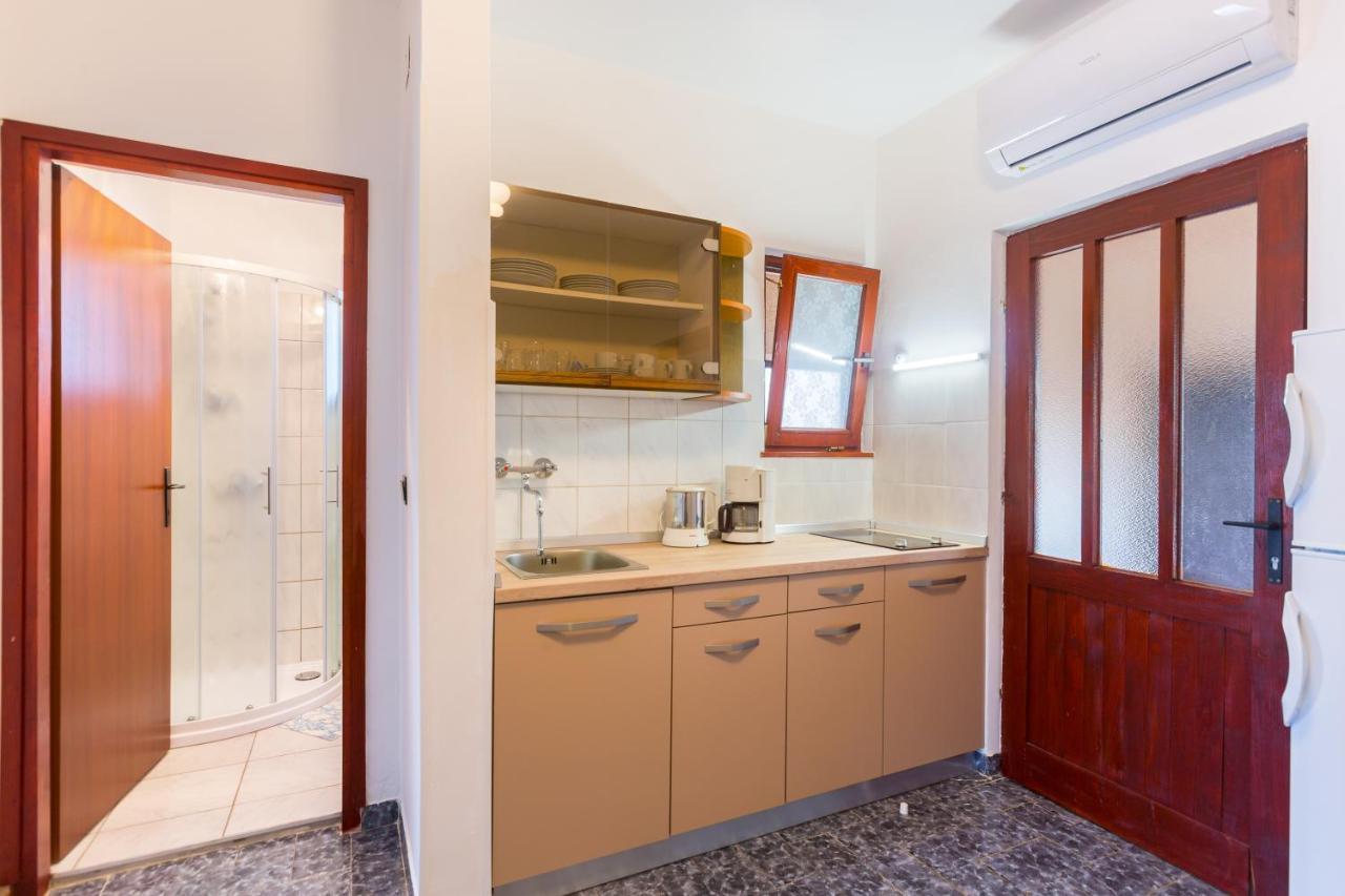 Aleksic Apartment *