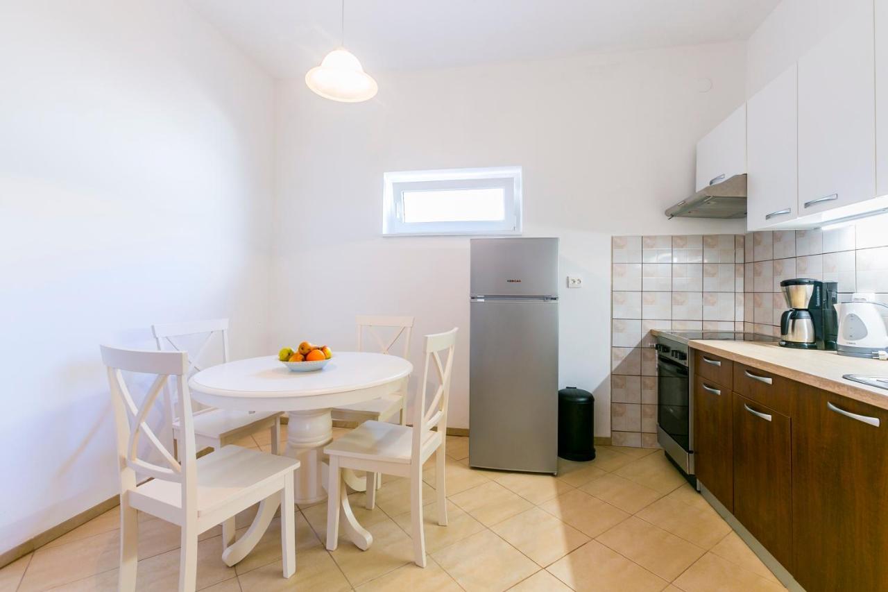Aleksic Apartment