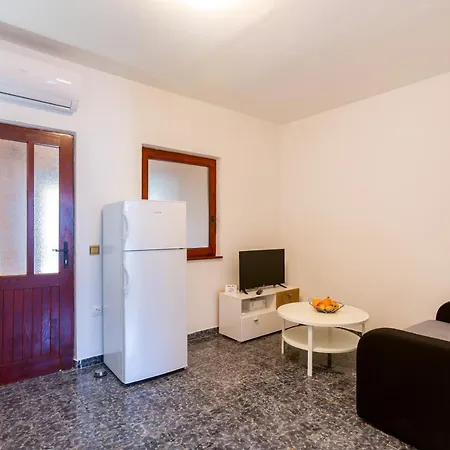 Aleksic Apartment Medulin Exterior photo